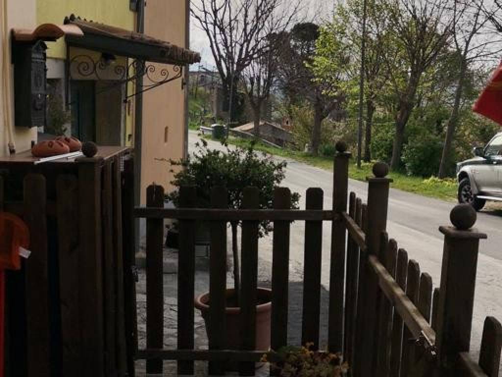 Appartamento a Pizzone in Via di Luzio - Foto 4