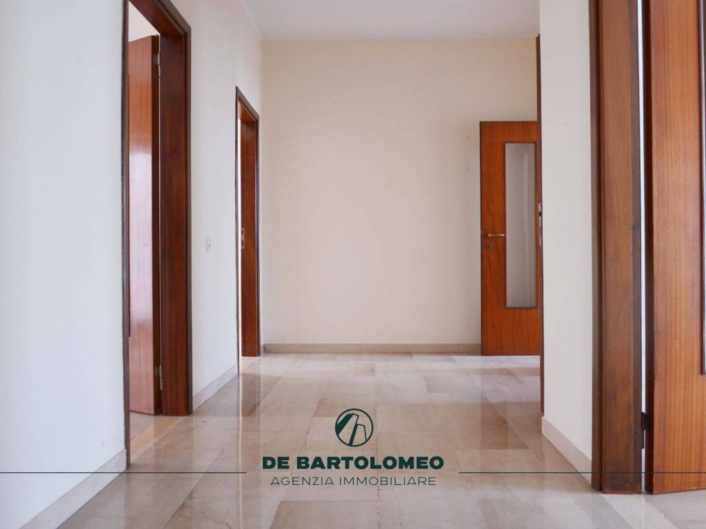 Appartamento a Taranto in Via Fratelli Mellone - Foto 2