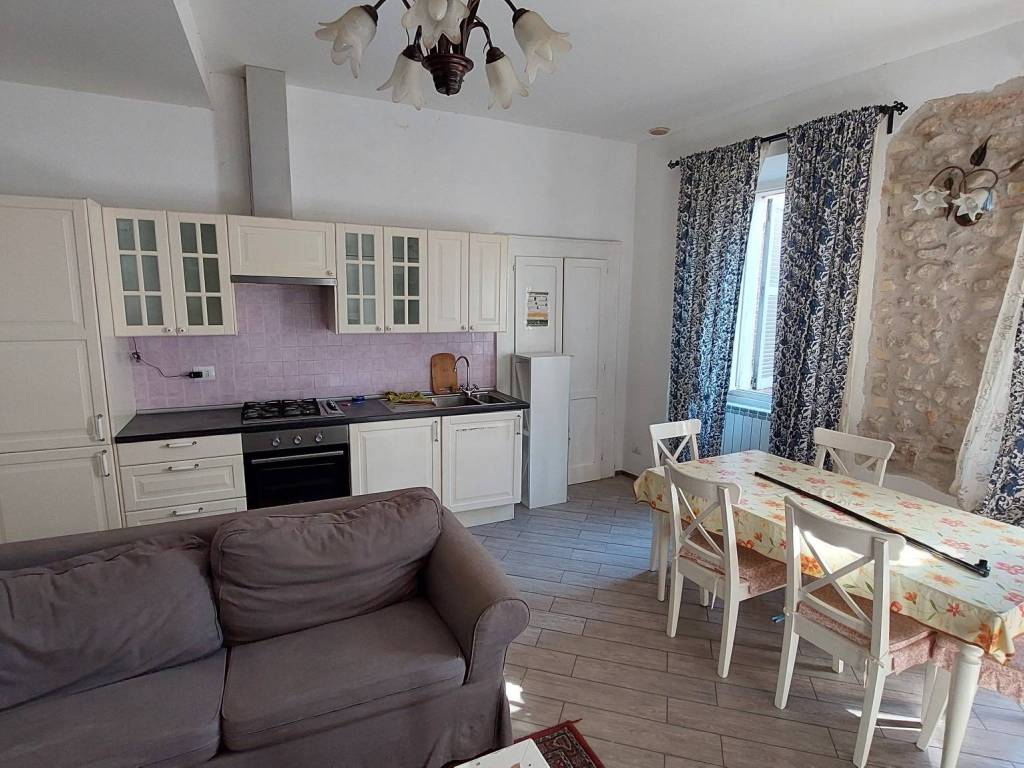 Appartamento a Spoleto in Via Monterone - Foto 3