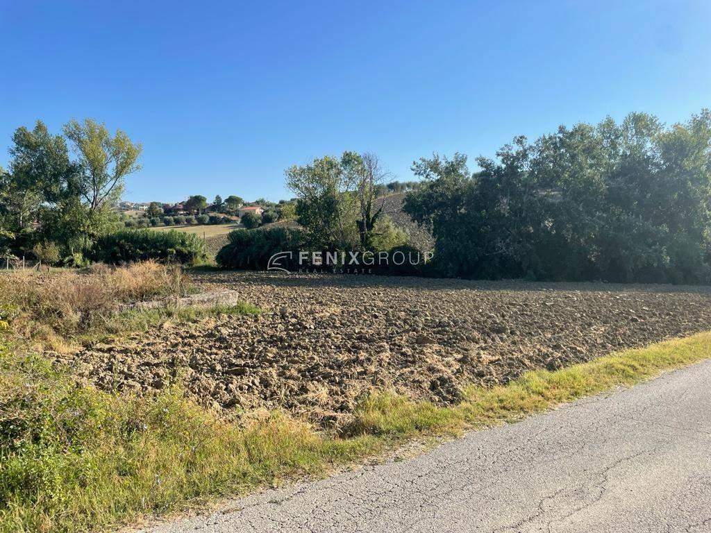 Villa a Ancarano in CONTRADA CASETTE, 81 - Foto 2