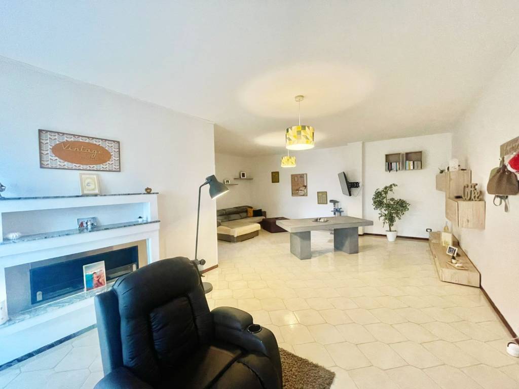Appartamento a Alessandria in Via Vecchia Alessandria, 25 - Foto 2