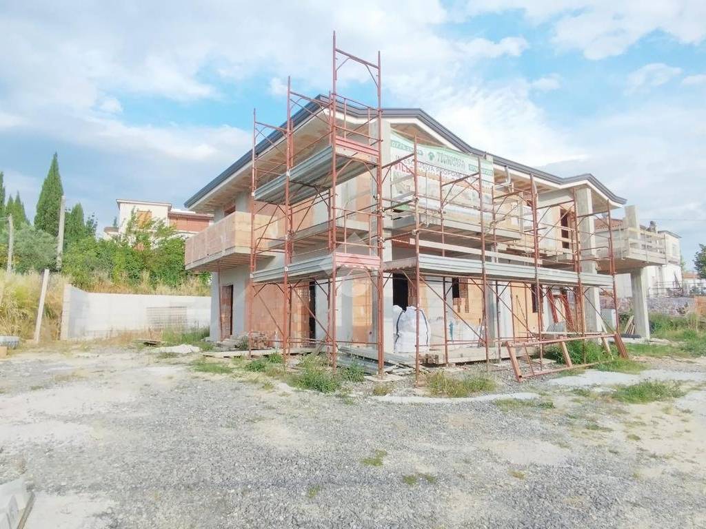 Villa a Cervaro in Via Braccio di Croce - Foto 2