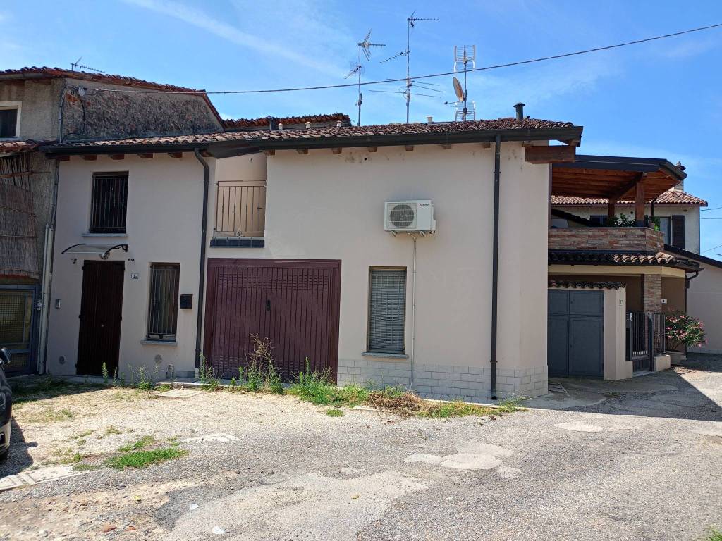 Casa indipendente a Castelleone in Località Villa Bruna - Foto 2