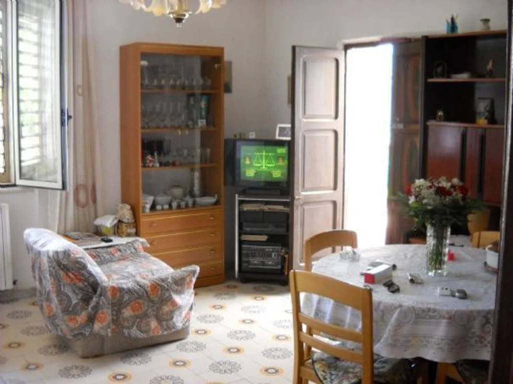 Appartamento a Cosenza in Via Giuseppe Garibaldi, 2 - Foto 4