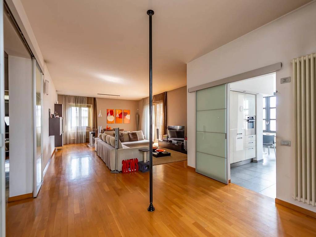 Villa a Uboldo in Via Alcide De Gasperi, 120 - Foto 4