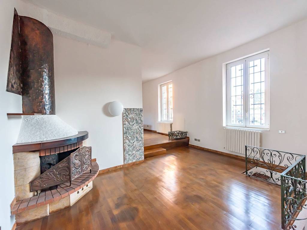 Villa a Caronno pertusella in Via Sant'Alessandro, 708 - Foto 3