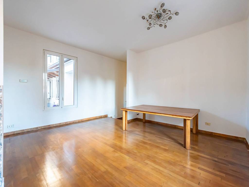 Villa a Caronno pertusella in Via Sant'Alessandro, 708 - Foto 4