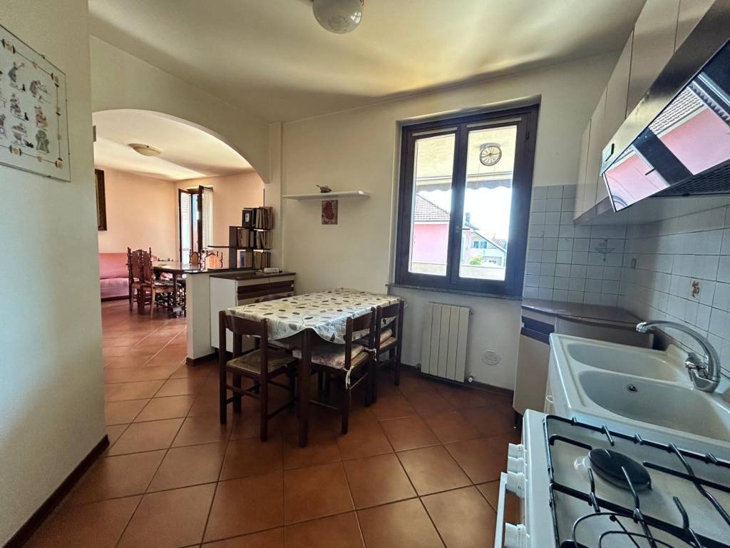Appartamento a Gorla maggiore - Foto 2