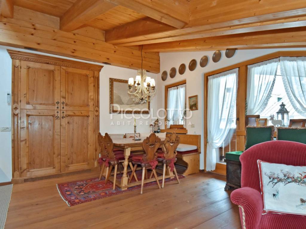 Appartamento a Cortina d'ampezzo in Corso Italia - Foto 2