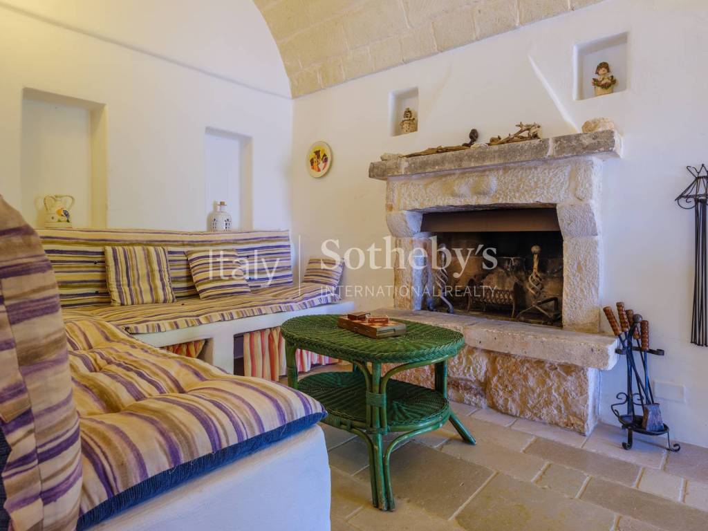Villa a Ceglie messapica in Contrada Vriscigliulo - Foto 4