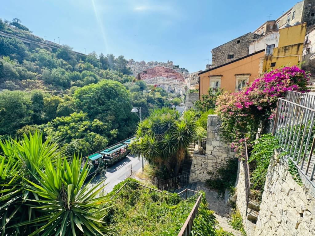 Casa indipendente a Ragusa in Via Aquila Sveva - Foto 3