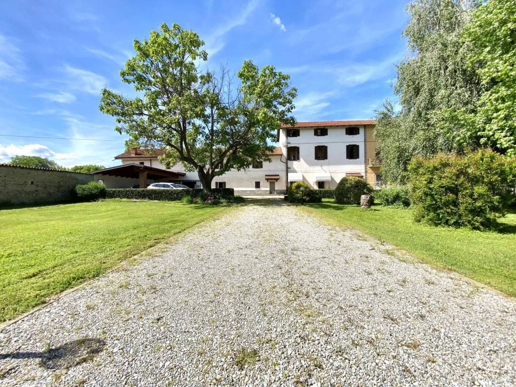 Villa a Cuneo in Via Valle Po, 360. - Foto 2