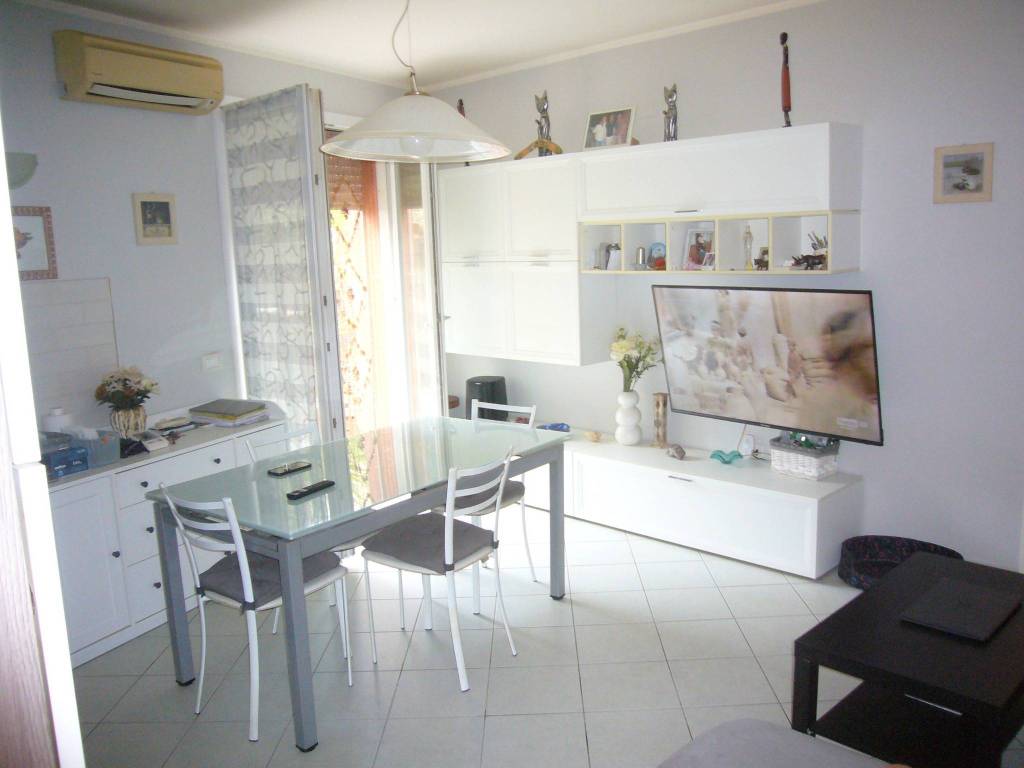Appartamento a Gabicce mare in Strada della Vallugola - Foto 4