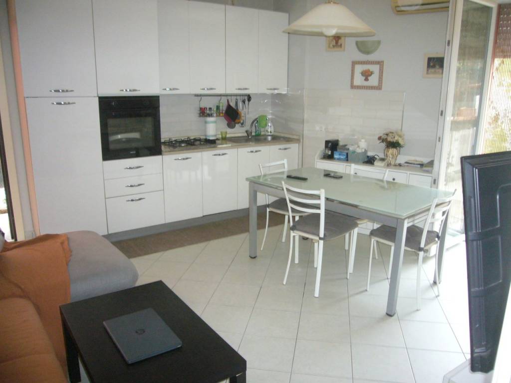 Appartamento a Gabicce mare in Strada della Vallugola - Foto 5