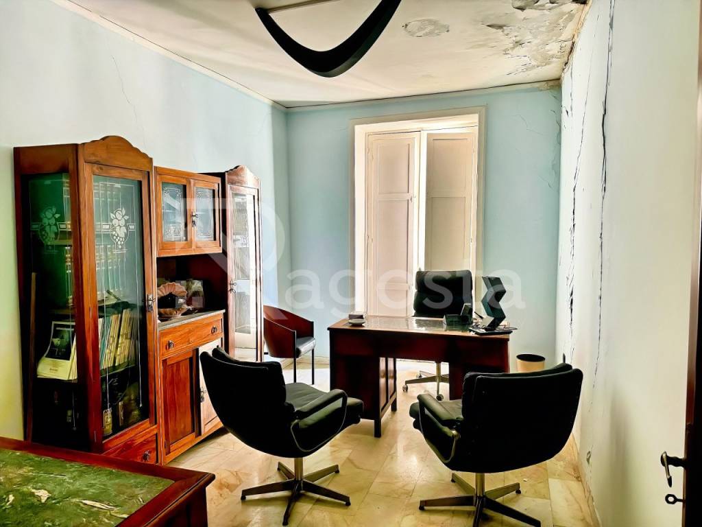 Appartamento a Salerno in Via Giovanni Ruggi d'Aragona - Foto 3