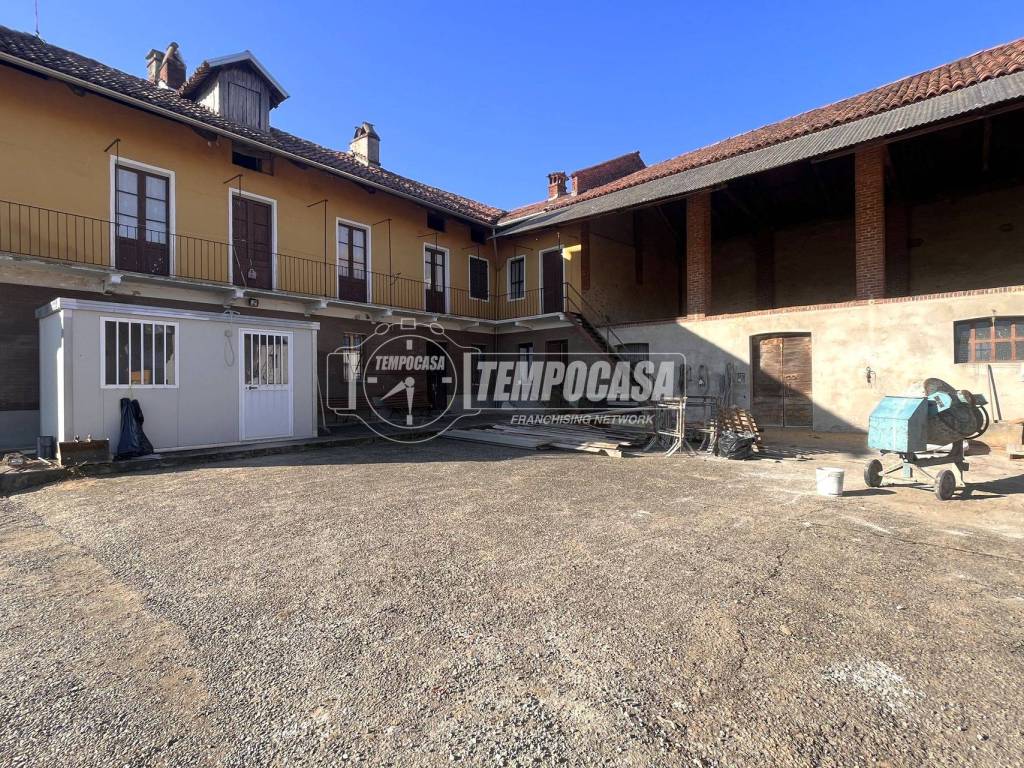 Casa indipendente a Sandigliano in Via Dante Alighieri - Foto 2