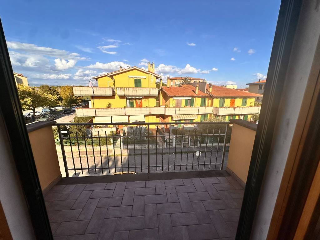 Appartamento a Castiglione del lago in Via Giosuè Carducci - Foto 4