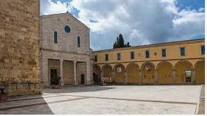 Palazzo / stabile a Chiusi - Foto 2