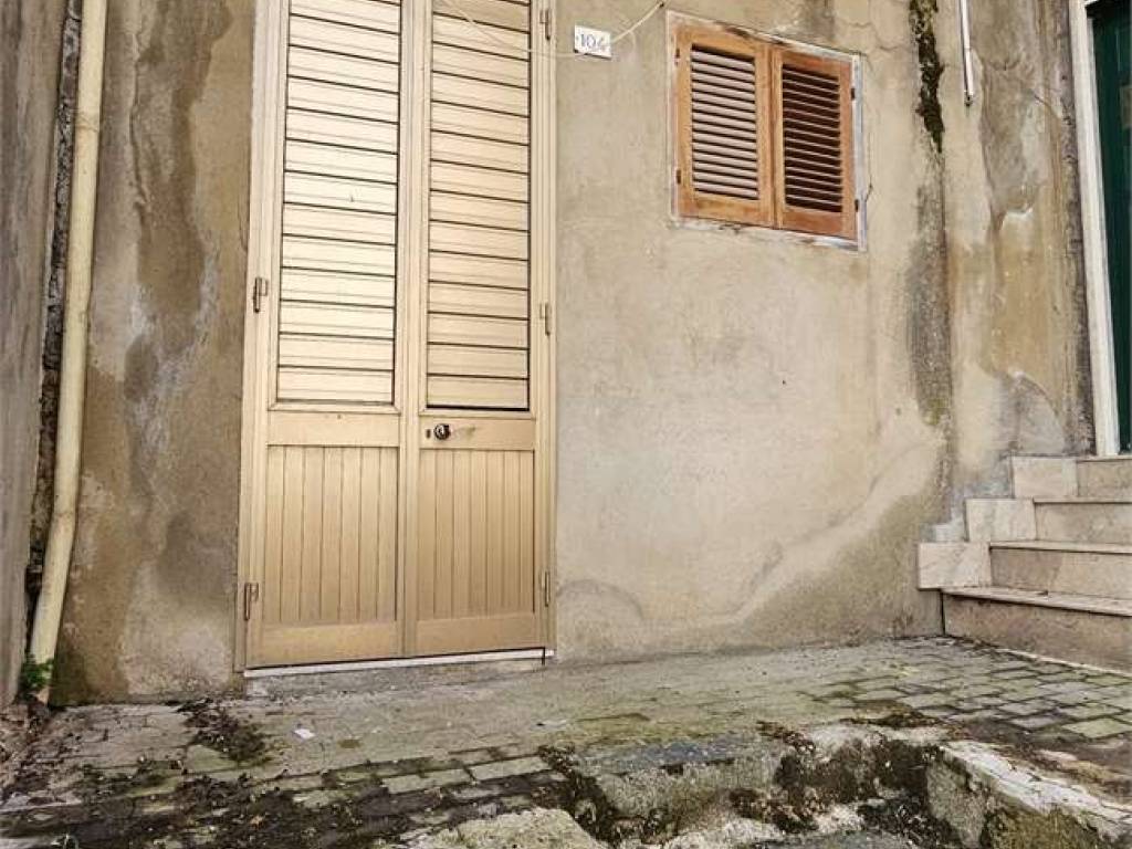 Casa indipendente a Campofranco in via umberto, 106 - Foto 4