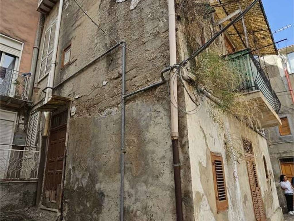 Casa indipendente a Campofranco in via umberto, 106 - Foto 5