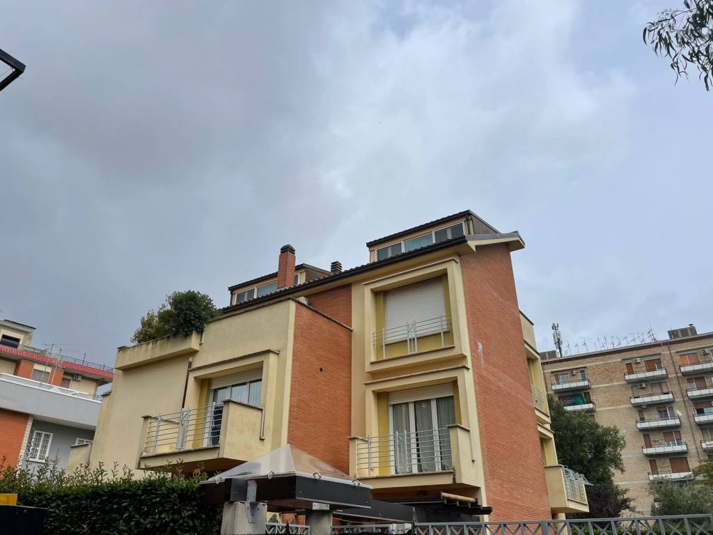 Appartamento a Aprilia in Via Giosuè Carducci, 48 - Foto 2