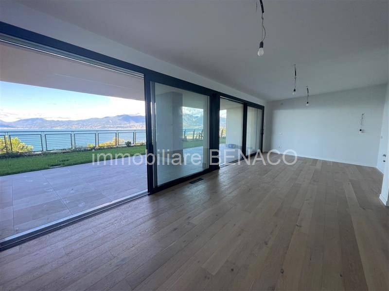 Appartamento a Torri del benaco in Via Vincenzo Bellini - Foto 4
