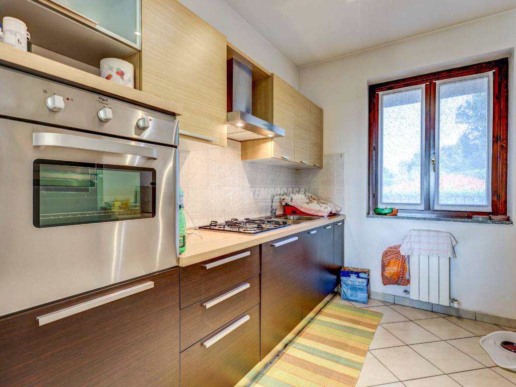 Appartamento a Castelletto sopra ticino in Via Belvedere - Foto 5