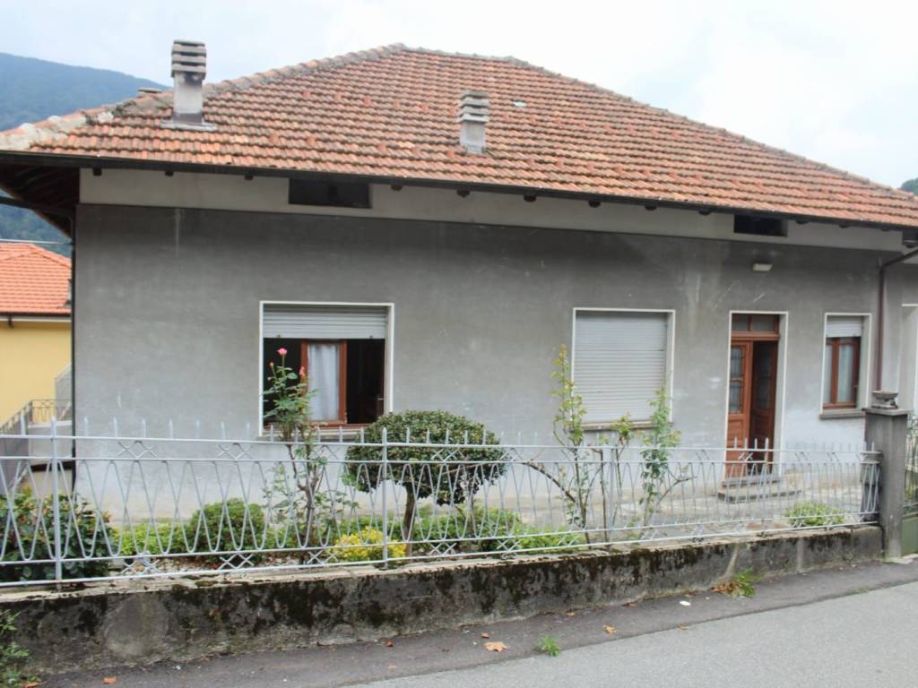 Villa a Loreglia in Via Carrozzabile - Foto 3