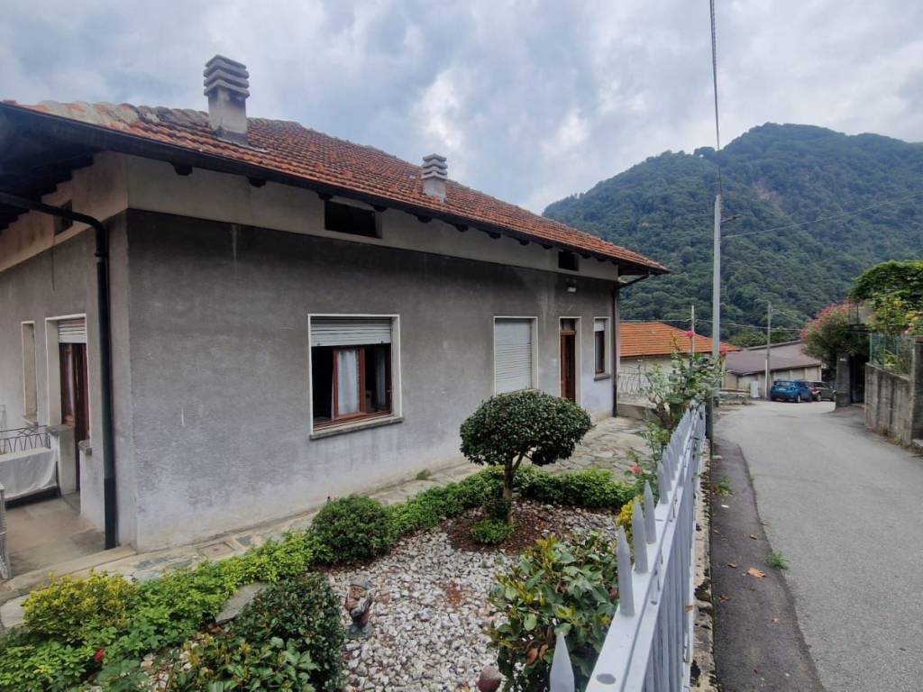 Villa a Loreglia in Via Carrozzabile - Foto 4