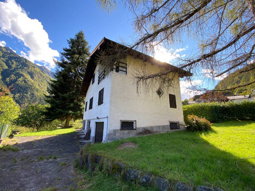Villa a Calasca-castiglione in Località Calasca Dentro, 118 - Foto 4