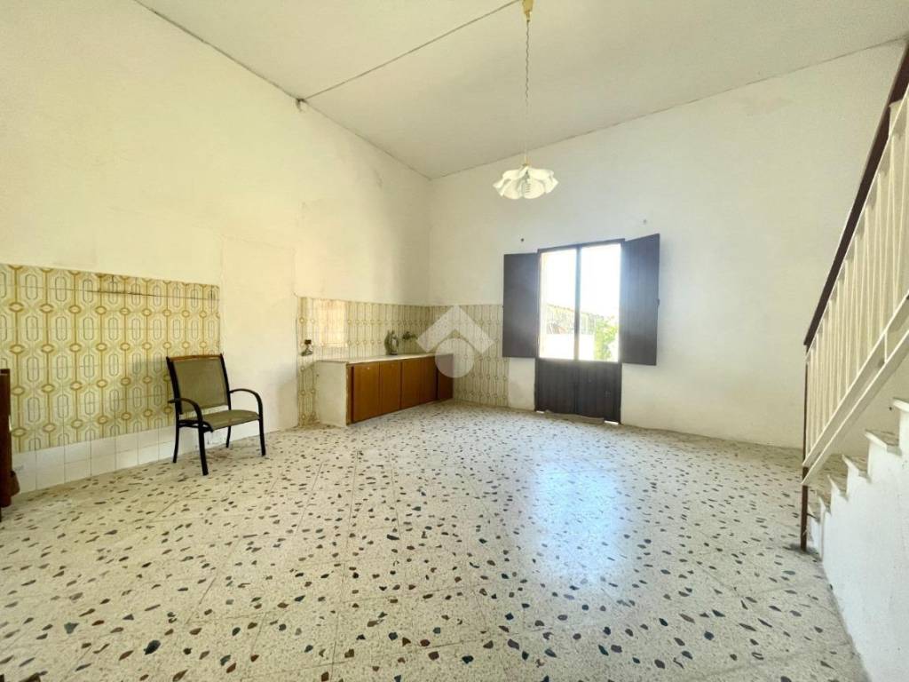 Casa indipendente a Castellammare del golfo in Via Giuseppe Laudani, 61 - Foto 3