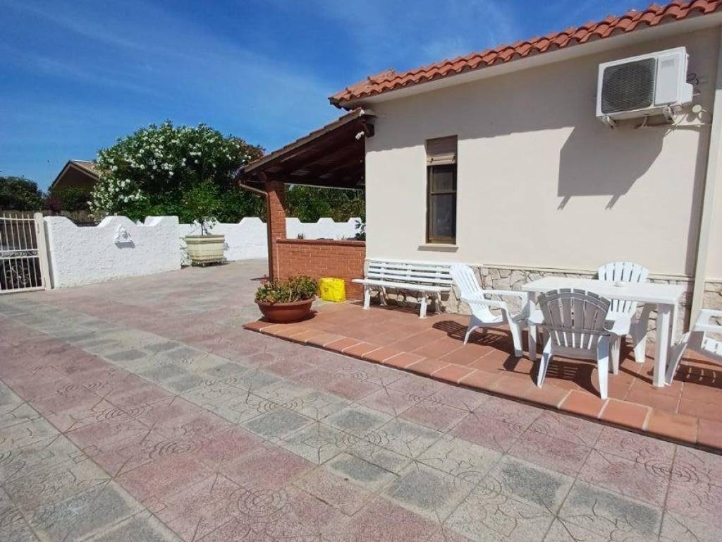 Villa a Terracina in Via del Corbezzolo - Foto 3