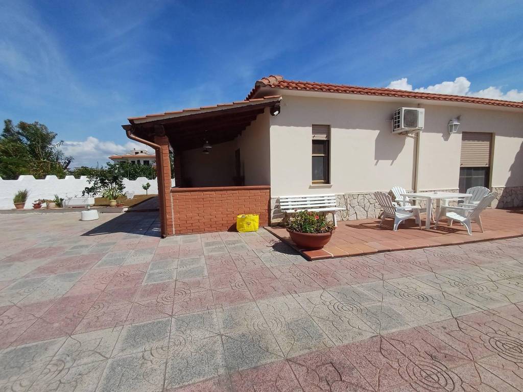 Villa a Terracina in Via del Corbezzolo - Foto 4