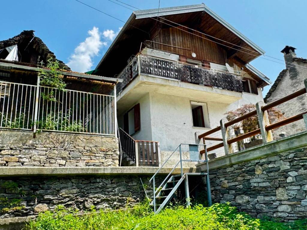 Casa indipendente a Antrona schieranco in Frazione Schieranco, 17 - Foto 2