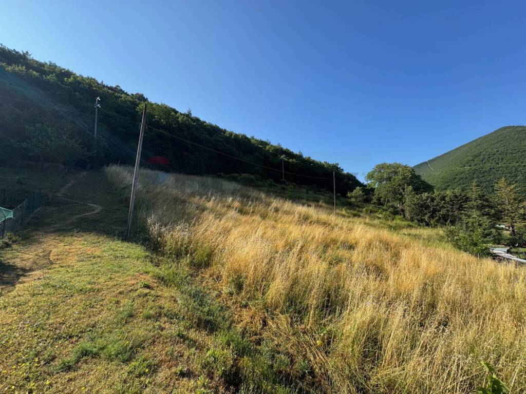 Terreno a Nocera umbra in Vocabolo Bagnara - Foto 2