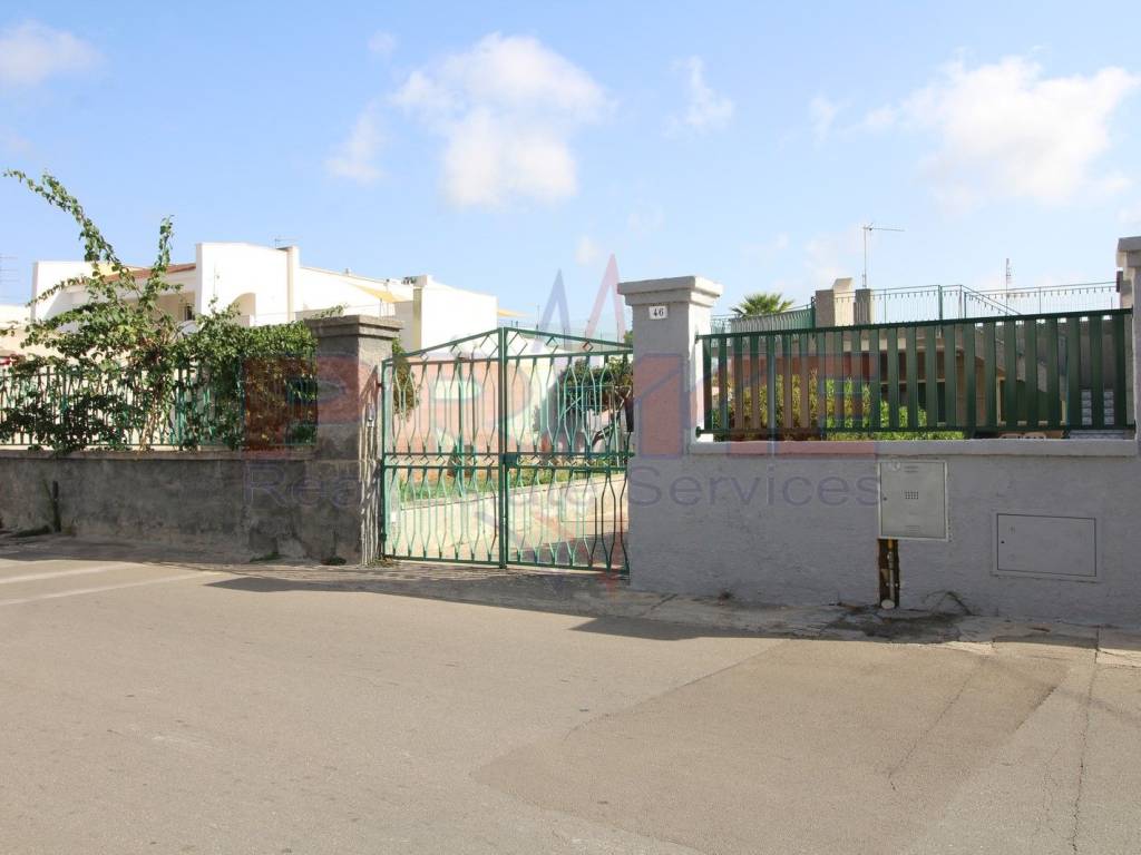 Villa a Tuglie in Corso Cesare Vergine, 46 - Foto 2