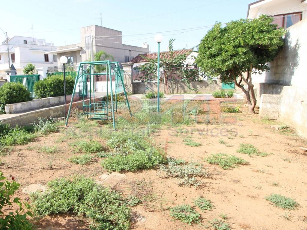 Villa a Tuglie in Corso Cesare Vergine, 46 - Foto 4