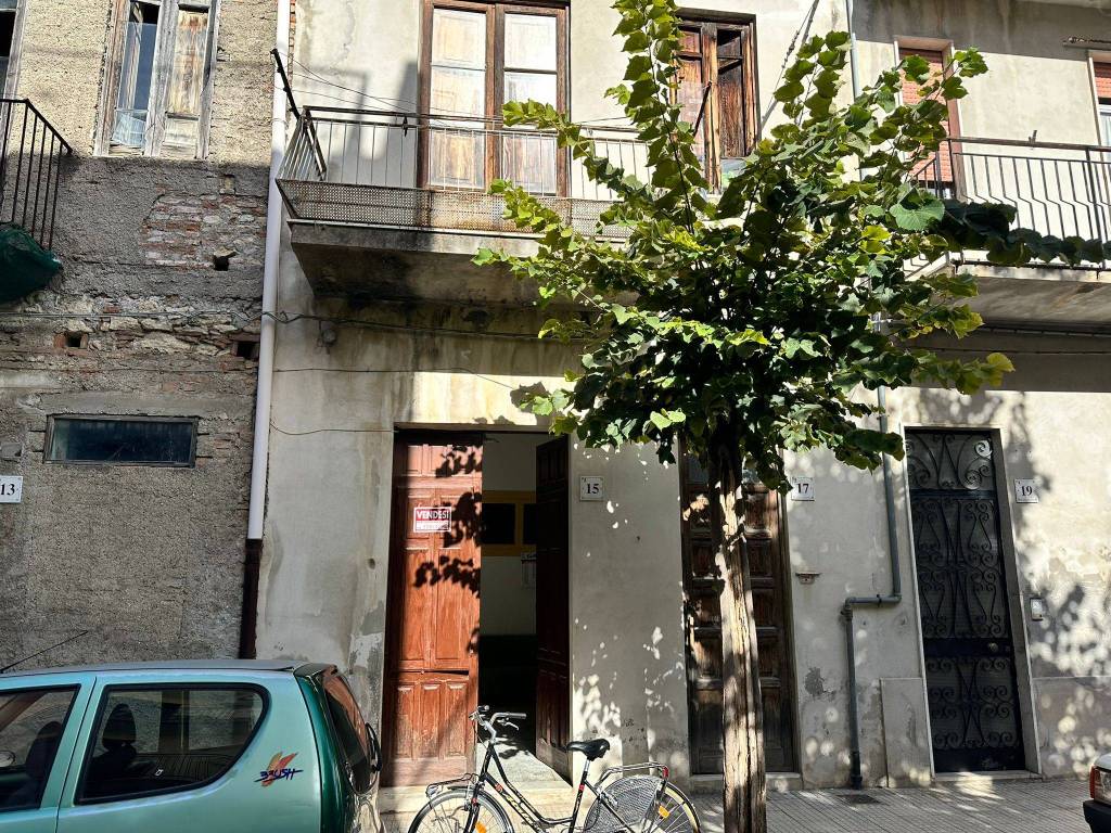 Appartamento a Barcellona pozzo di gotto in Via Alfonso La Marmora - Foto 2