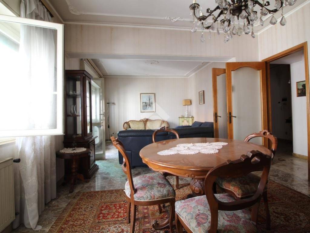 Appartamento a Reggio calabria in Via santa caterina trav.laganà, 3 - Foto 5