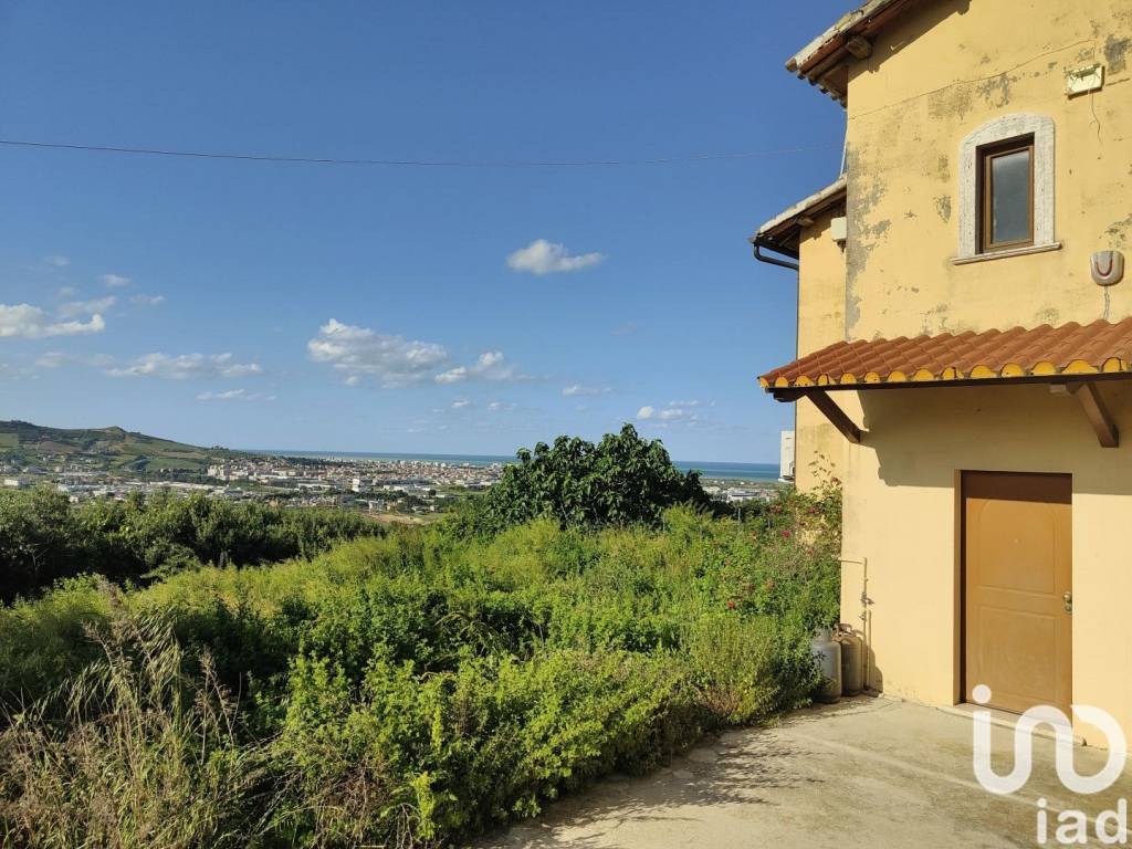 Rustico / casale a Colonnella in Strada CONTRADA SAN GIOVANNI, 39 - Foto 2