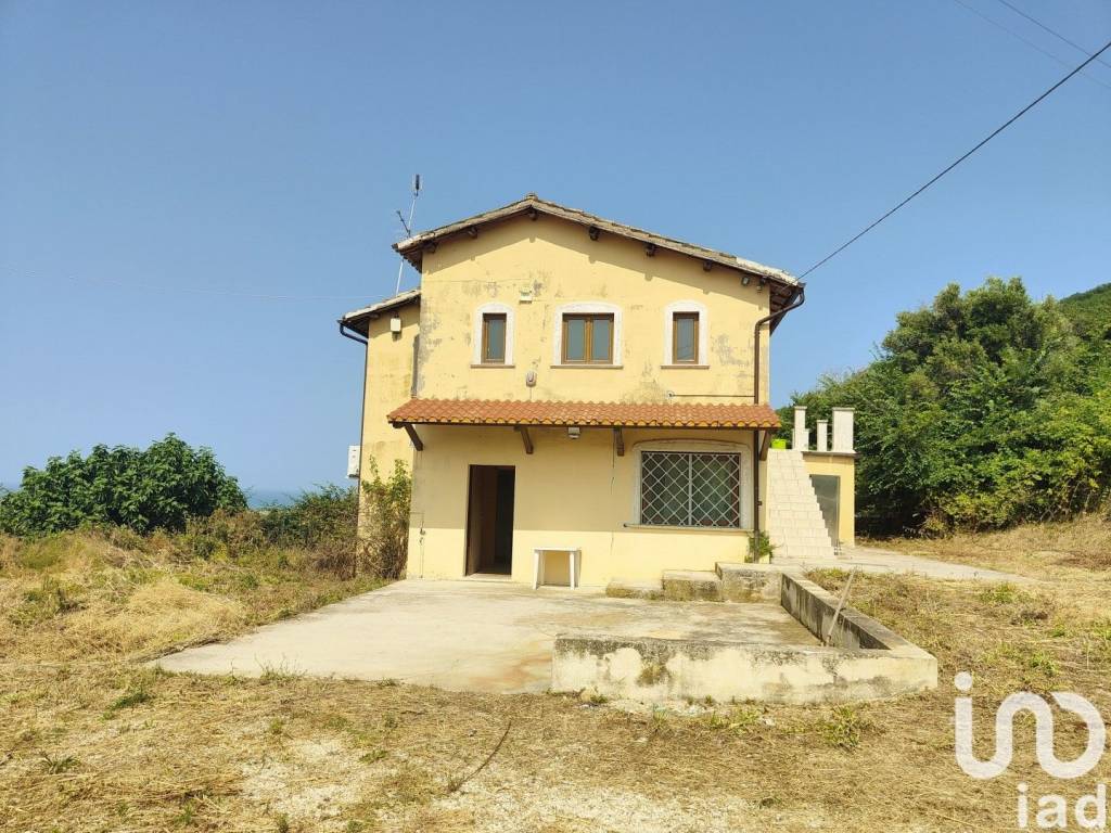 Rustico / casale a Colonnella in Strada CONTRADA SAN GIOVANNI, 39 - Foto 3