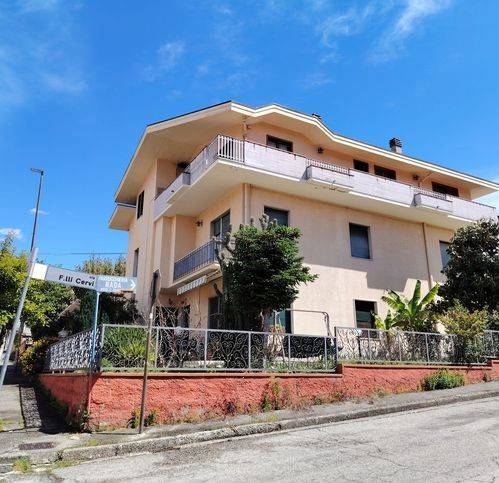 Villa a Bellante in Viale Matteotti - Foto 5