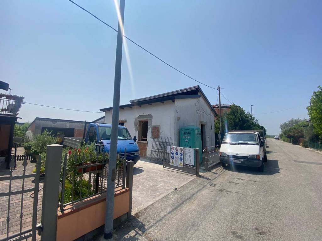 Villa a Bagnacavallo in Via dei Cooperatori - Foto 2