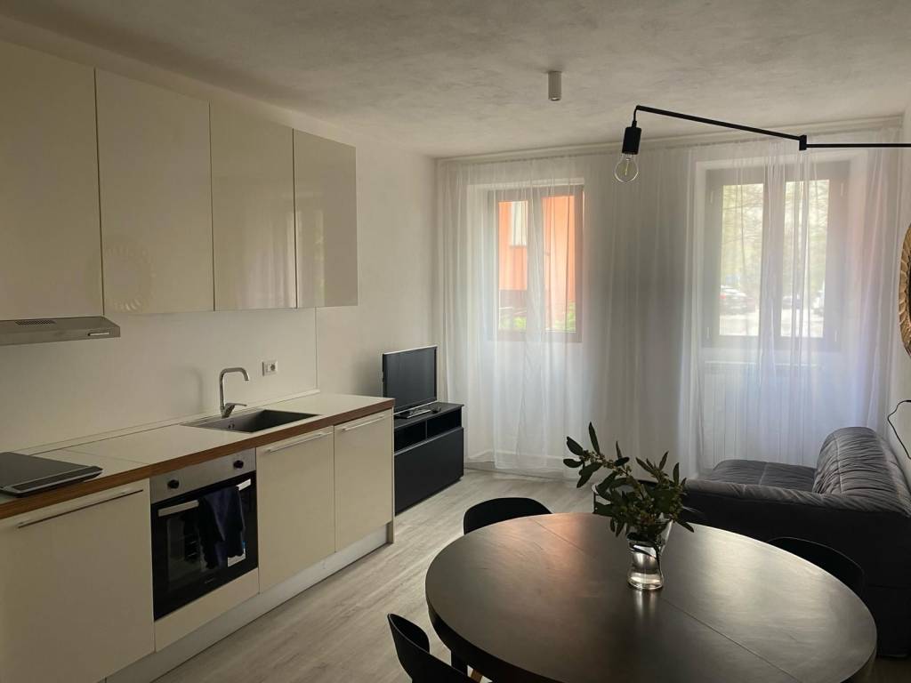 Appartamento a Como in Via Montello - Foto 3
