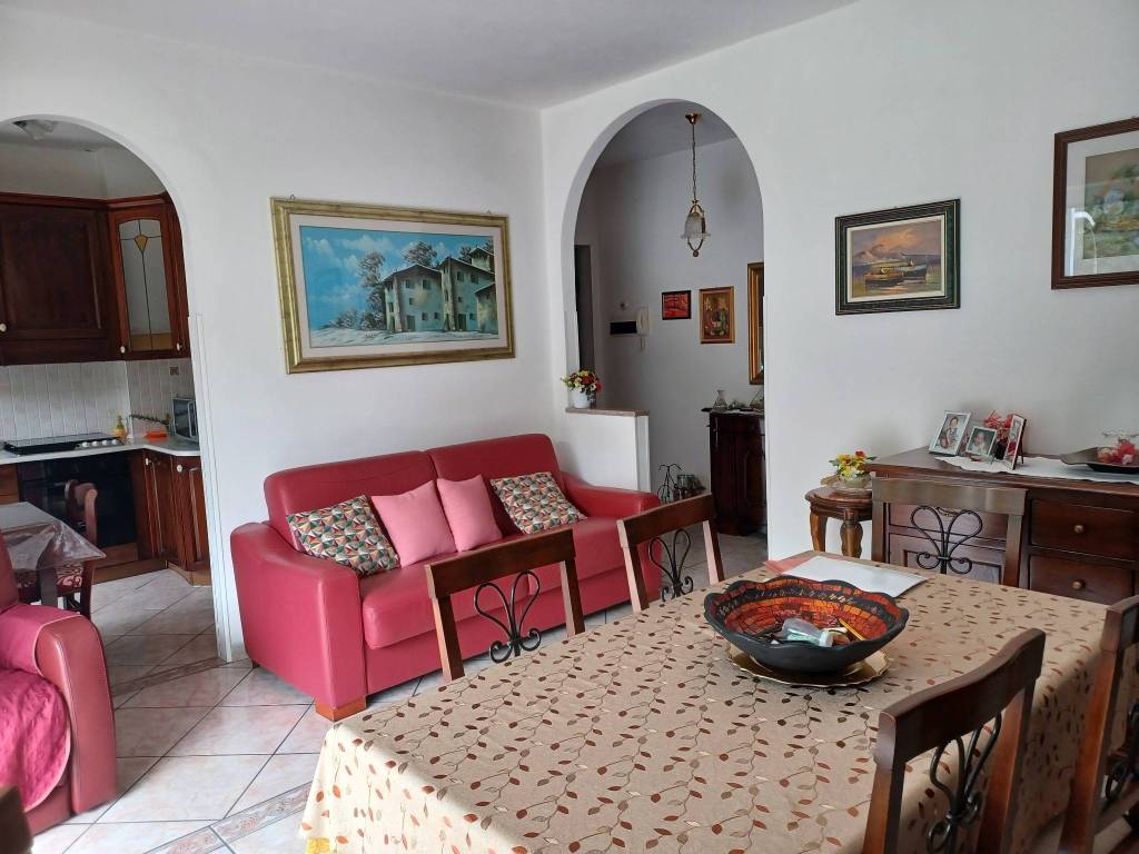 Appartamento a Omegna in Via Tre Cascine - Foto 4