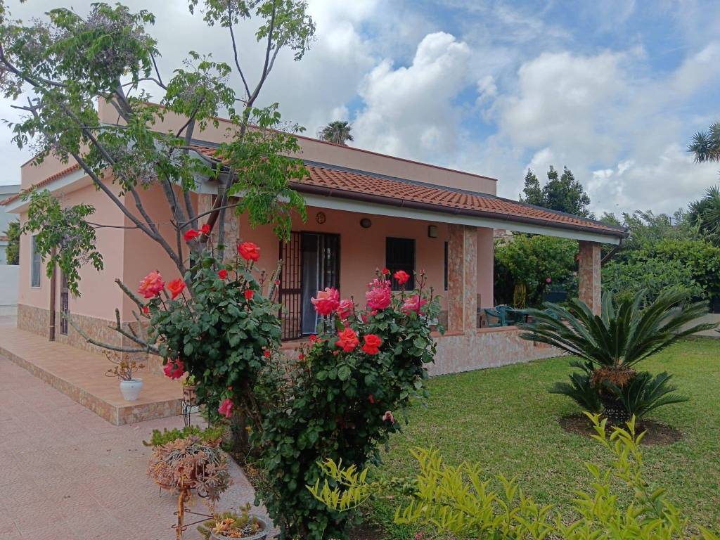 Villa a Siracusa in Via Isole Ellice, 32 - Foto 2