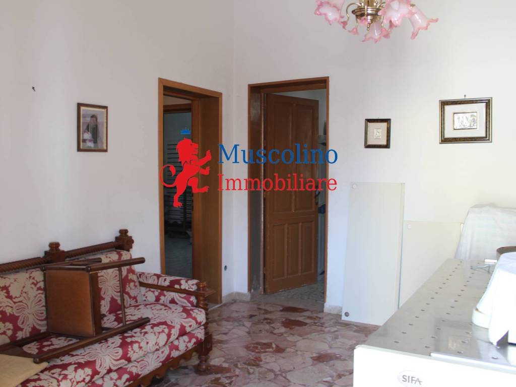 Casa indipendente a Mazara del vallo in Via Francesco Bascone - Foto 3