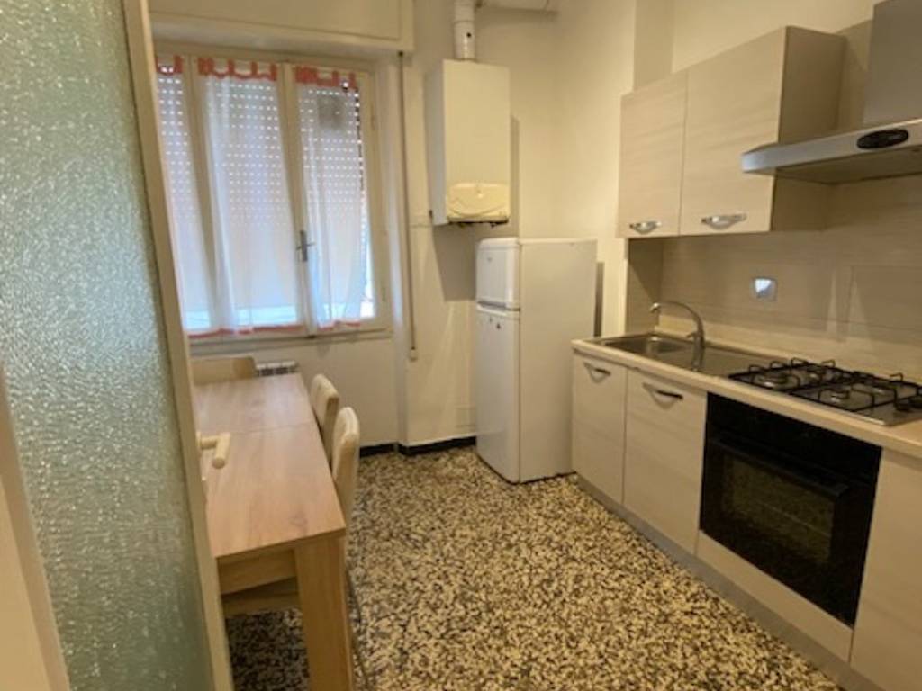 Appartamento a La spezia in Via Ippolito Nievo, 10 - Foto 2
