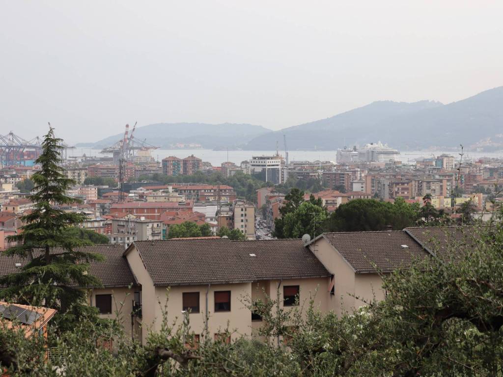 Villa a La spezia in Via Montepertico - Foto 5