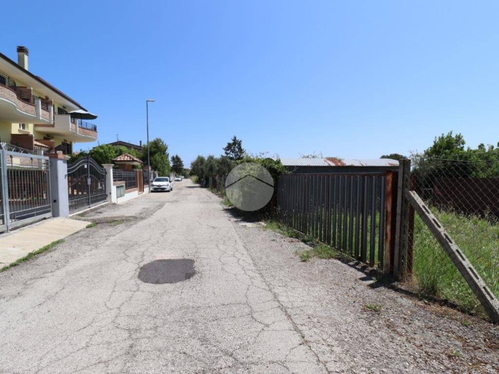 Terreno a Giulianova in Via Tancredi, 1 - Foto 5